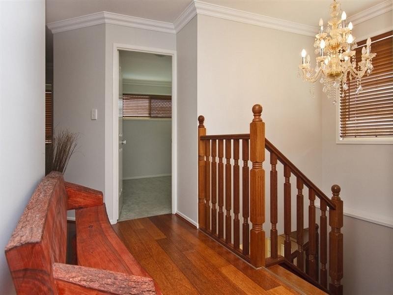 8 Karumba Place, Riverhills QLD 4074