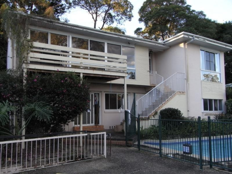 93 Hillside Terrace, St Lucia QLD 4067