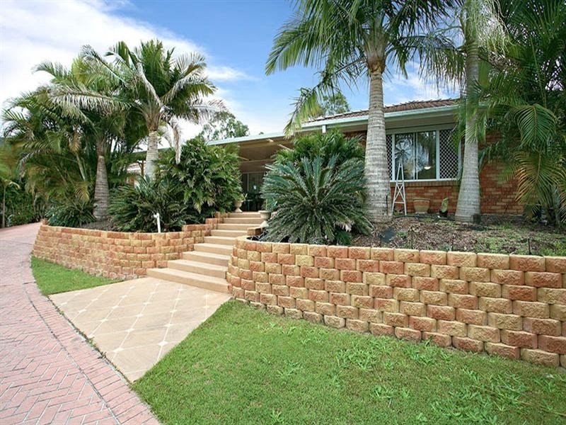 6 Samson Place, Sinnamon Park QLD 4073