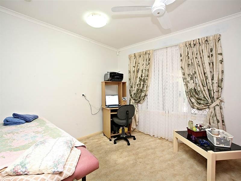 6 Samson Place, Sinnamon Park QLD 4073