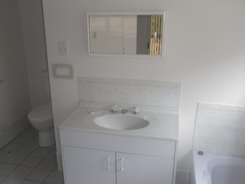 Sinnamon Park QLD 4073