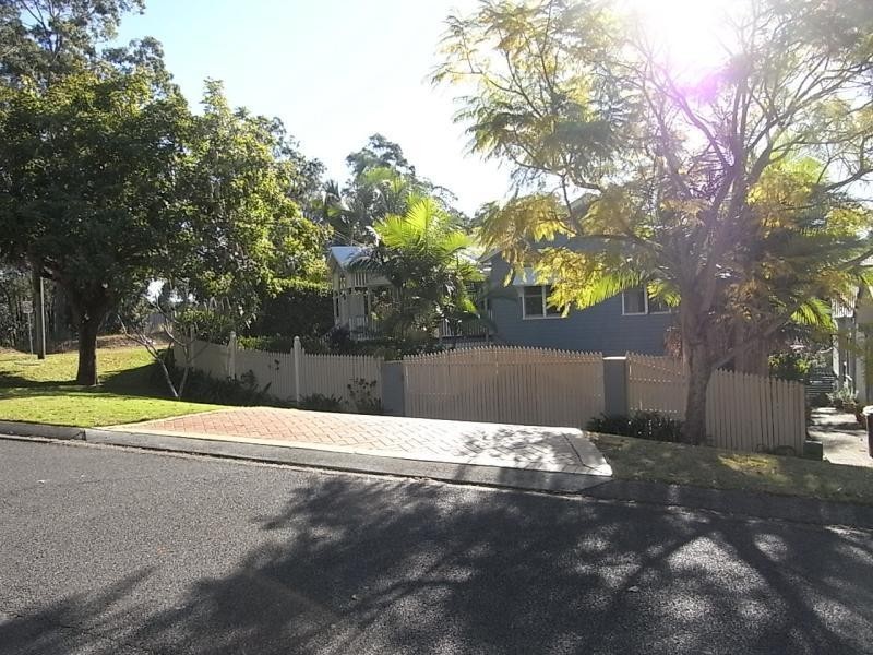Kenmore Hills QLD 4069