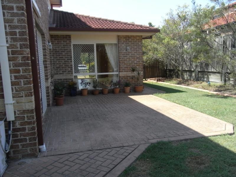 105 McPherson Road, Sinnamon Park QLD 4073