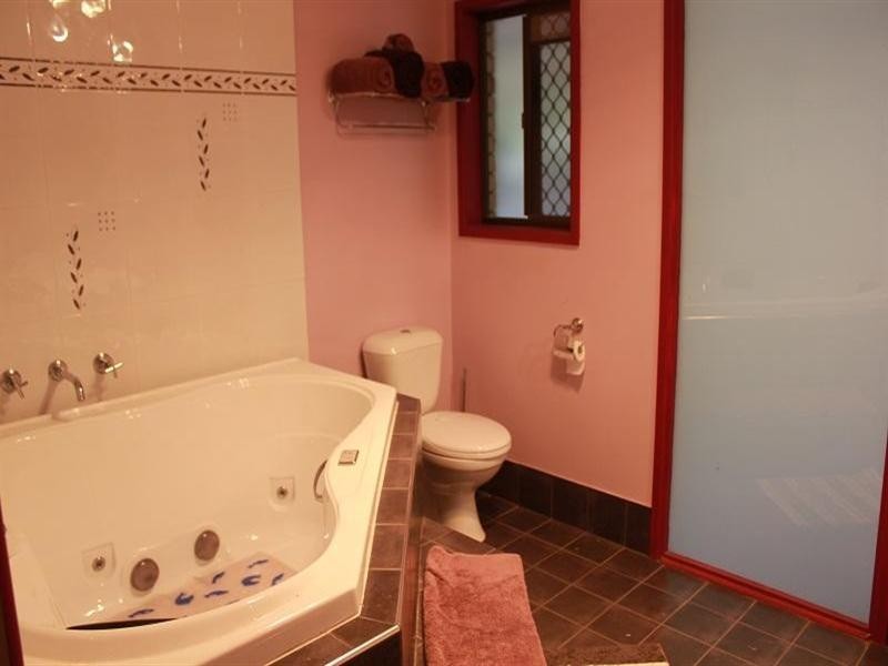 Sinnamon Park QLD 4073