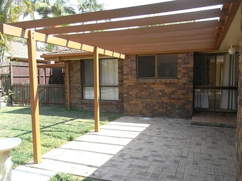 39 Raeside Street, Westlake QLD 4074