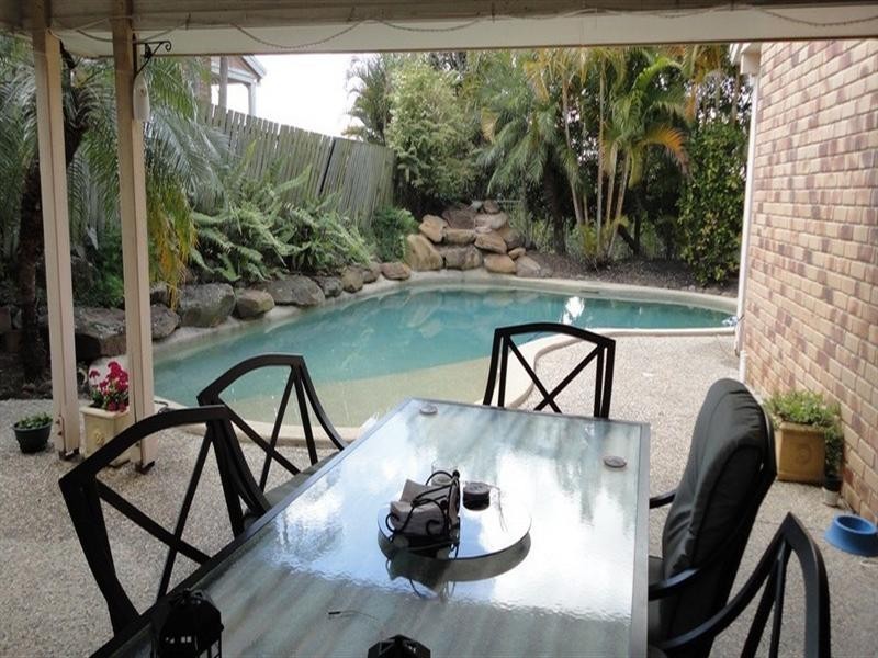 35 Cityview Road, Sinnamon Park QLD 4073