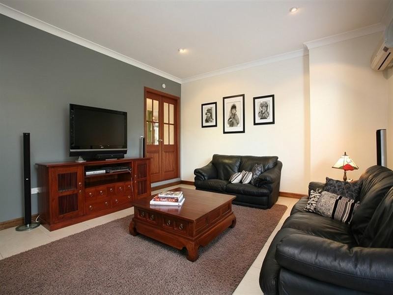 87 Raeside Street, Westlake QLD 4074