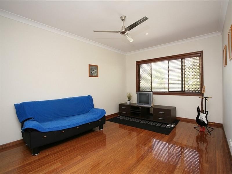 87 Raeside Street, Westlake QLD 4074