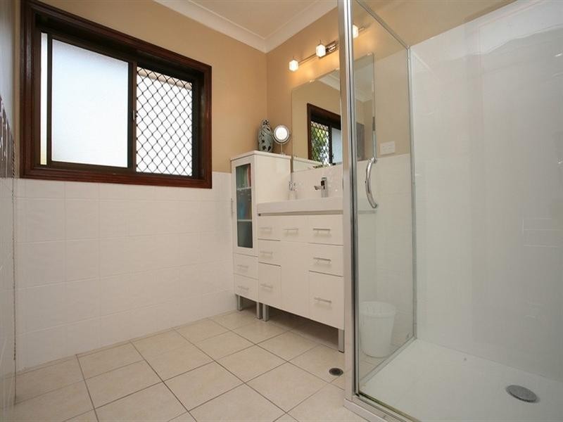 87 Raeside Street, Westlake QLD 4074