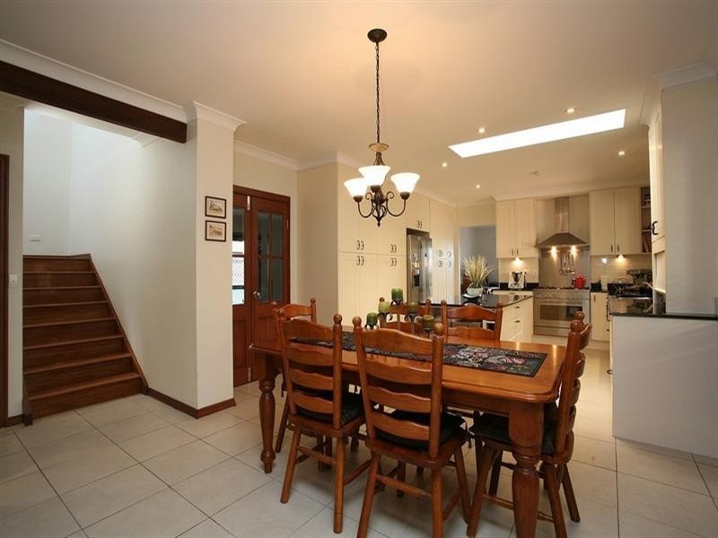 87 Raeside Street, Westlake QLD 4074