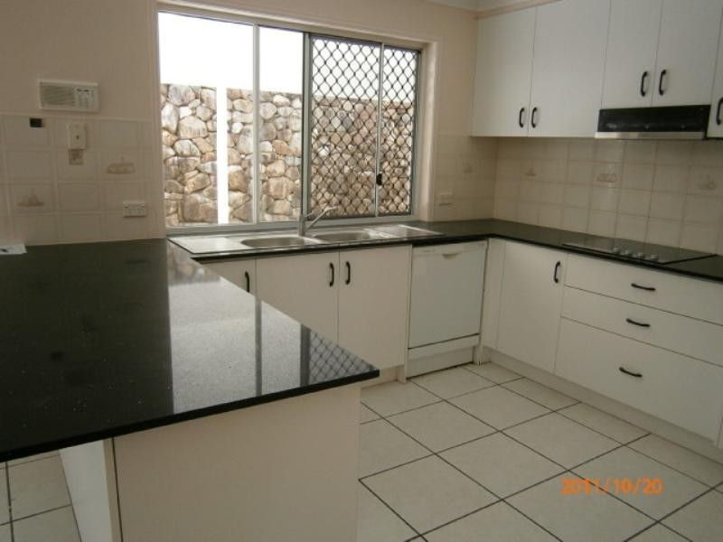 73 Abel Smith Crescent, Mount Ommaney QLD 4074