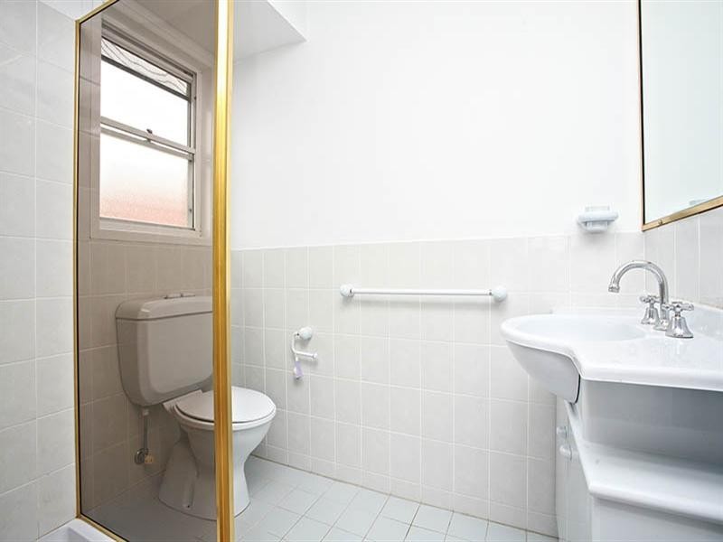 10 Abel Smith Crescent, Mount Ommaney QLD 4074