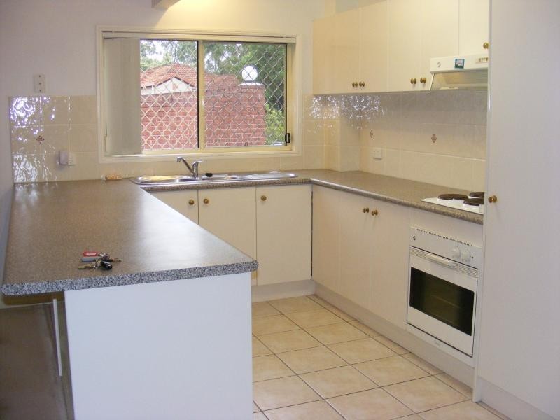 8/10 Mawson Place, Forest Lake QLD 4078