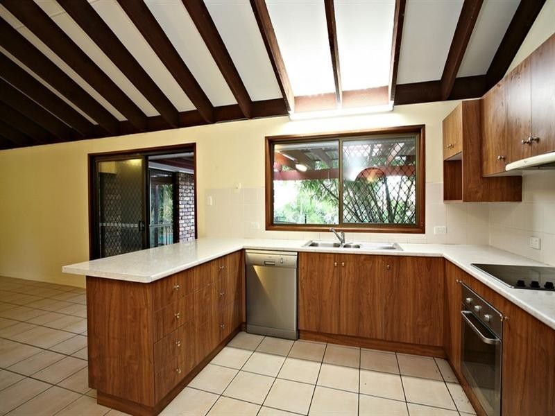 70 Raeside Street, Westlake QLD 4074