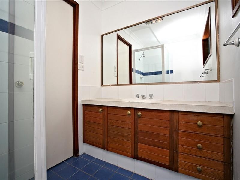 70 Raeside Street, Westlake QLD 4074