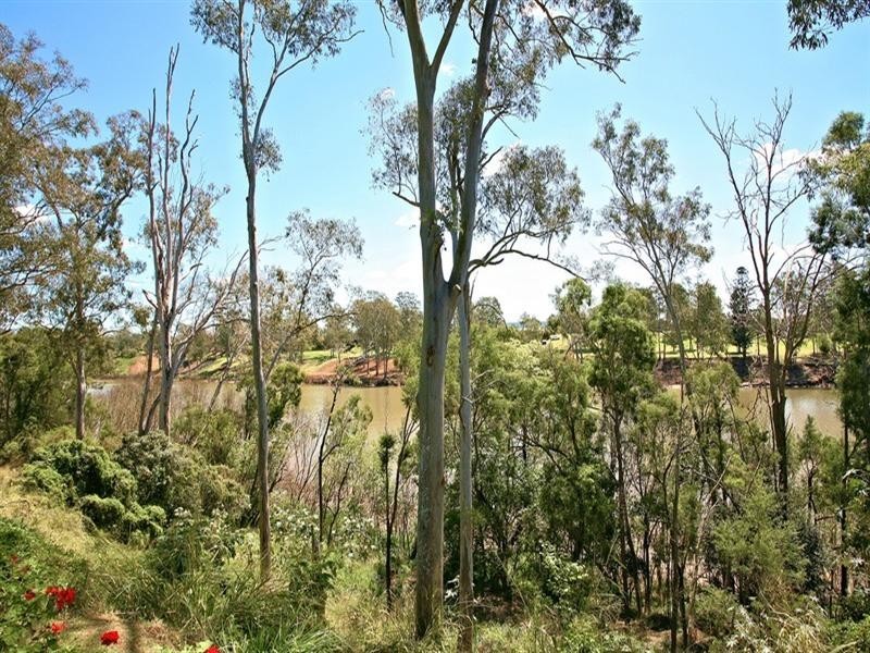 69 Daintree Place, Riverhills QLD 4074