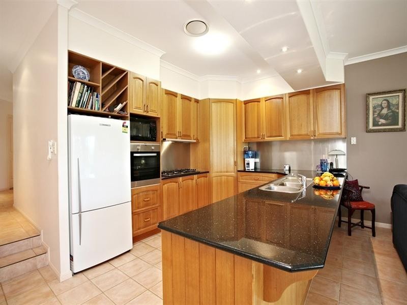 69 Daintree Place, Riverhills QLD 4074