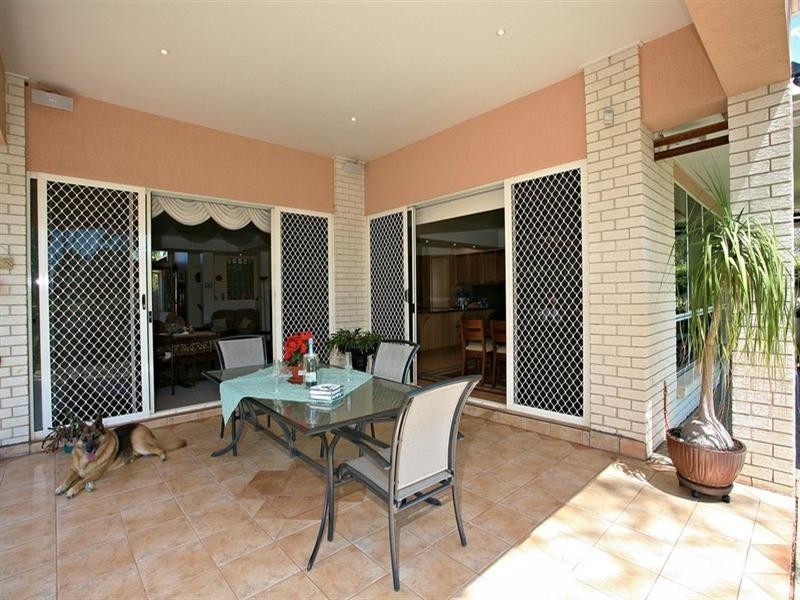 69 Daintree Place, Riverhills QLD 4074