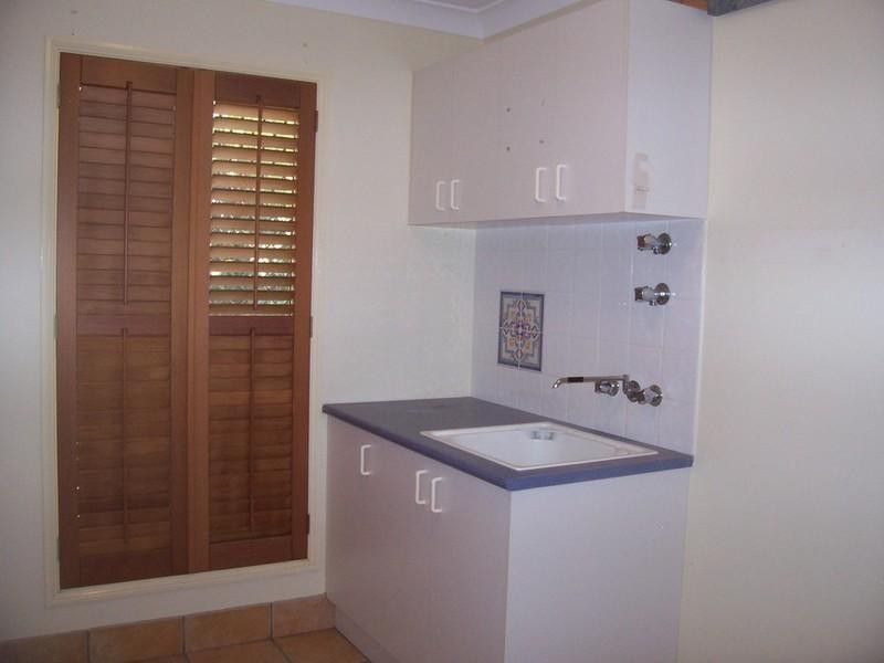 Mount Ommaney QLD 4074