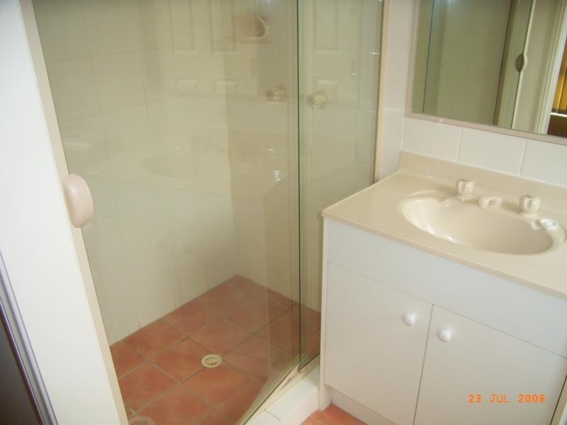 13 Bensley Place, Riverhills QLD 4074