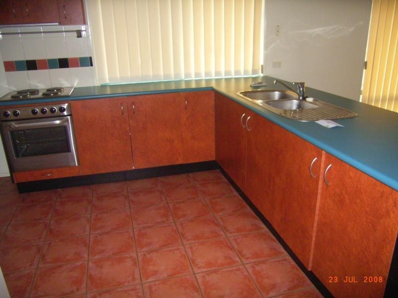 13 Bensley Place, Riverhills QLD 4074