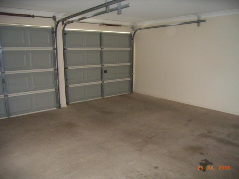 13 Bensley Place, Riverhills QLD 4074