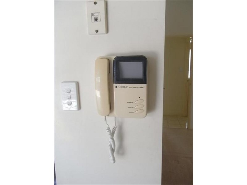 2 Girraween Close, Riverhills QLD 4074