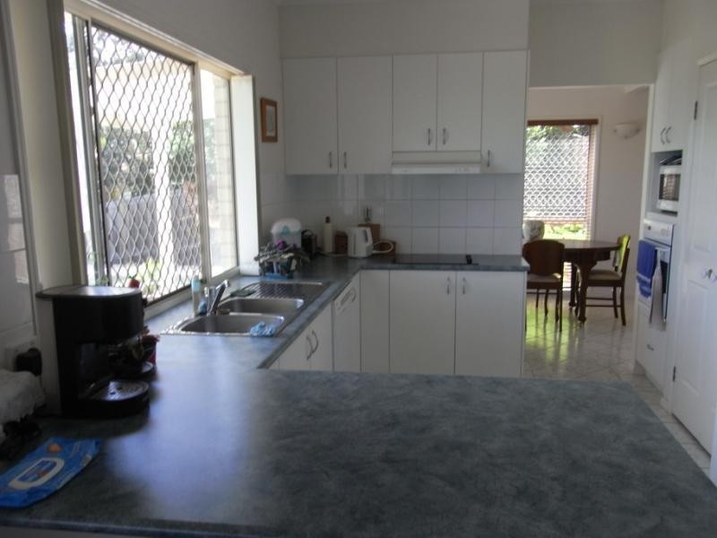 Sinnamon Park QLD 4073