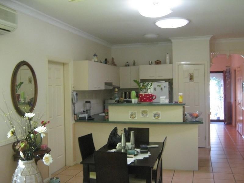 25 Central Street, Forest Lake QLD 4078