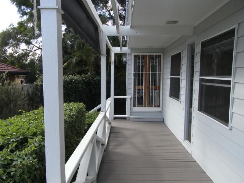 Seventeen Mile Rocks QLD 4073