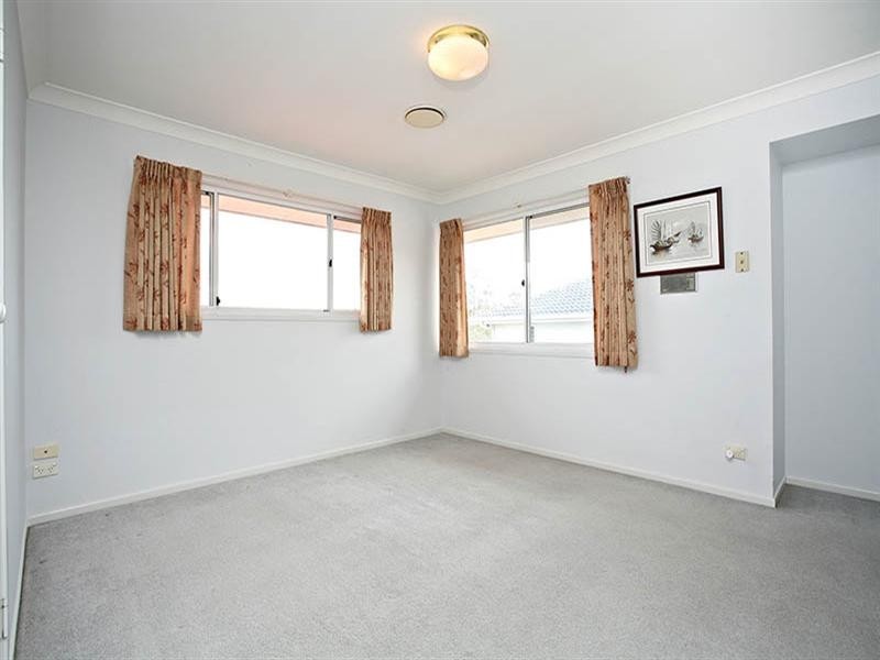 10 Abel Smith Crescent, Mount Ommaney QLD 4074