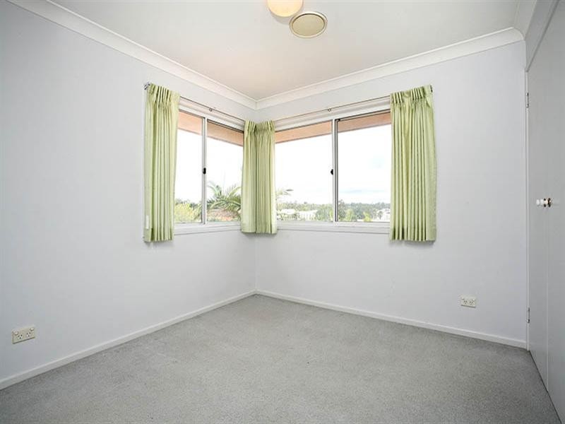 10 Abel Smith Crescent, Mount Ommaney QLD 4074