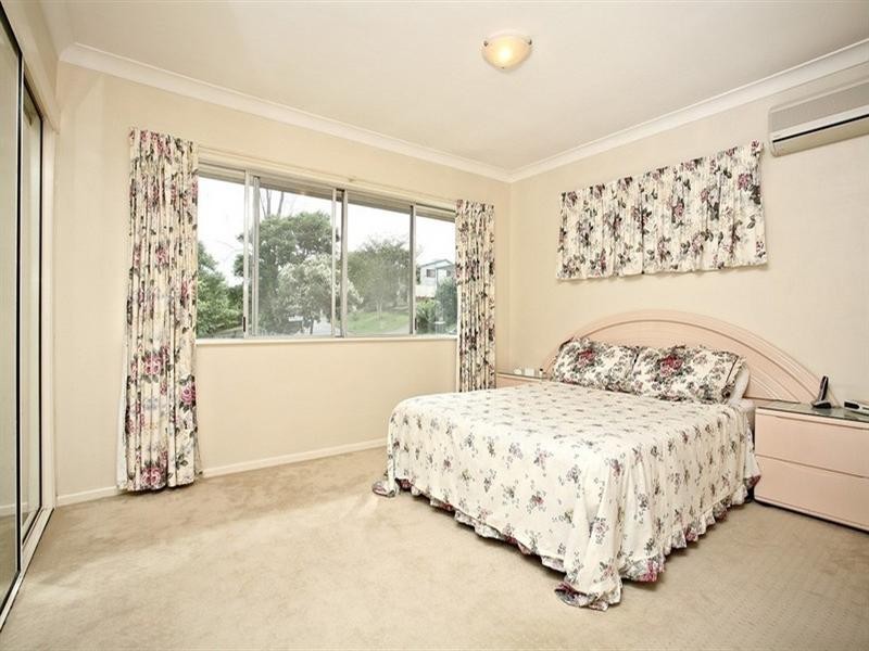 24 Cooranga Street, Jindalee QLD 4074