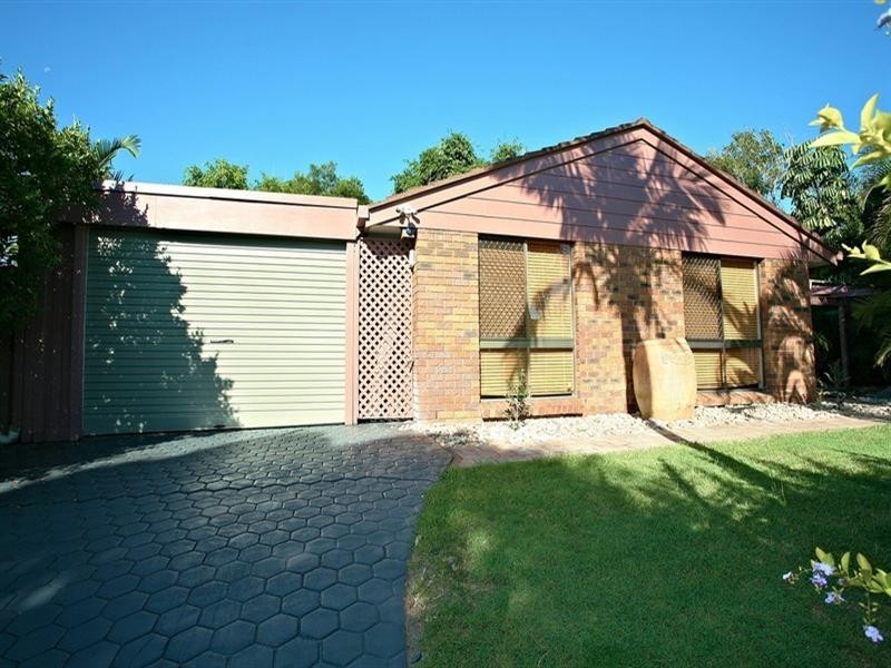 6 Mulla Close, Riverhills QLD 4074