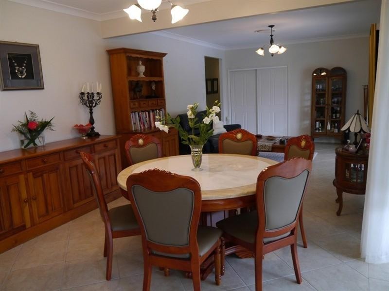 303 Ritchie Road, Pallara QLD 4110