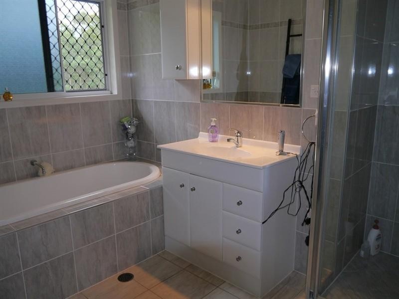 303 Ritchie Road, Pallara QLD 4110