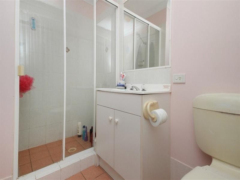 4 Bowerbird Close, Doolandella QLD 4077