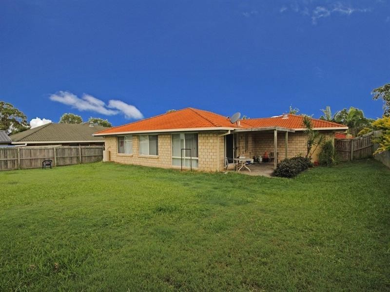 4 Bowerbird Close, Doolandella QLD 4077