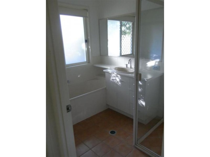 11 Deborah Place, Westlake QLD 4074