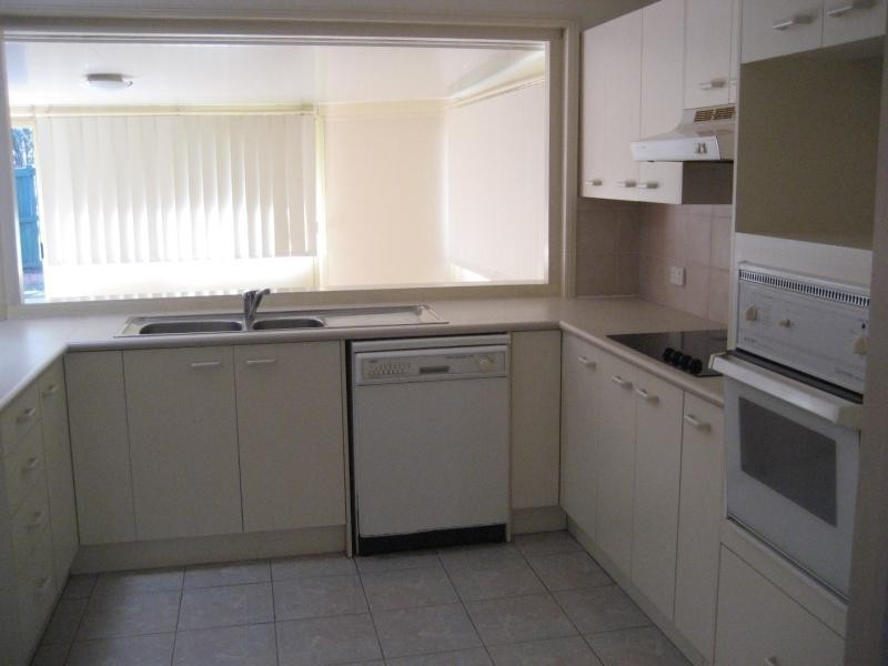 1 Cook Street, Forest Lake QLD 4078