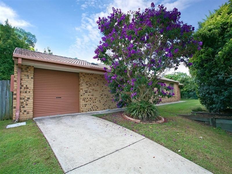 1 Janie Close, Sinnamon Park QLD 4073
