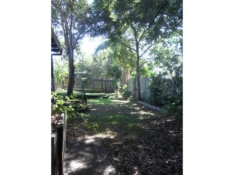 40 Paluna Street, Riverhills QLD 4074