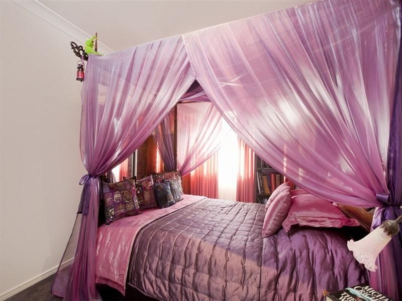 21 Woolner Place, Mount Ommaney QLD 4074