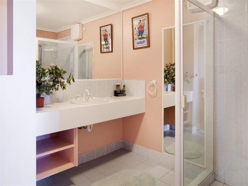 21 Woolner Place, Mount Ommaney QLD 4074