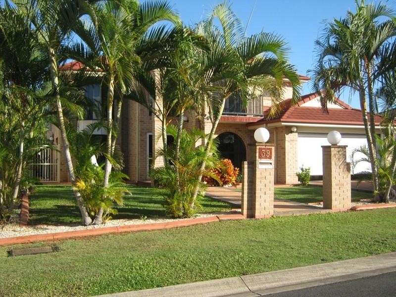 39 Muirfield Crescent, Oxley QLD 4075