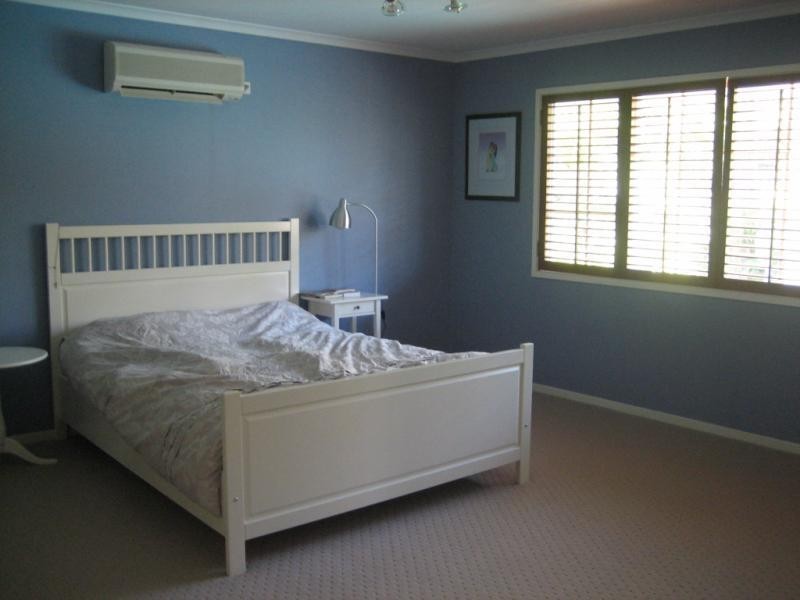 26 Ebrill Street, Jamboree Heights QLD 4074