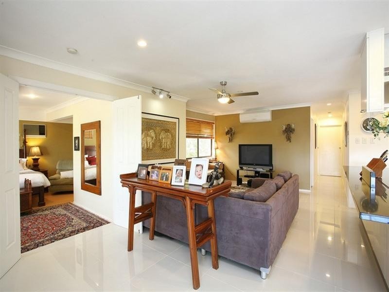 18 Penong Street, Westlake QLD 4074