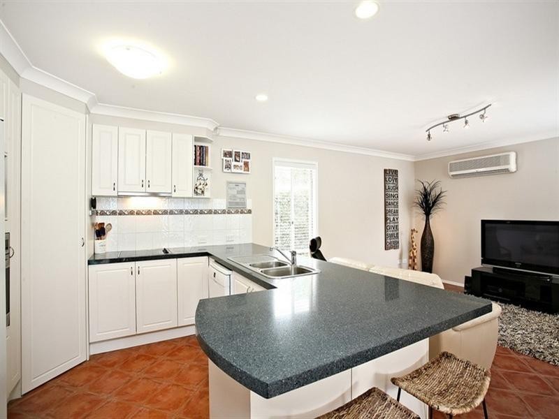 9 Seabrook Circuit, Westlake QLD 4074