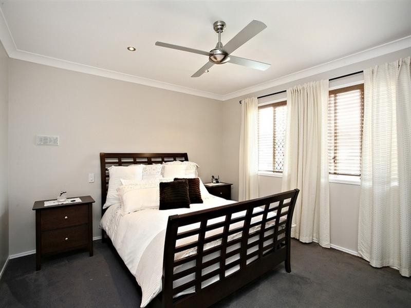 9 Seabrook Circuit, Westlake QLD 4074