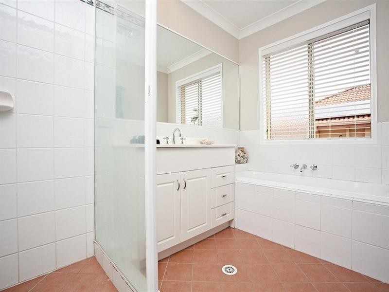 9 Seabrook Circuit, Westlake QLD 4074